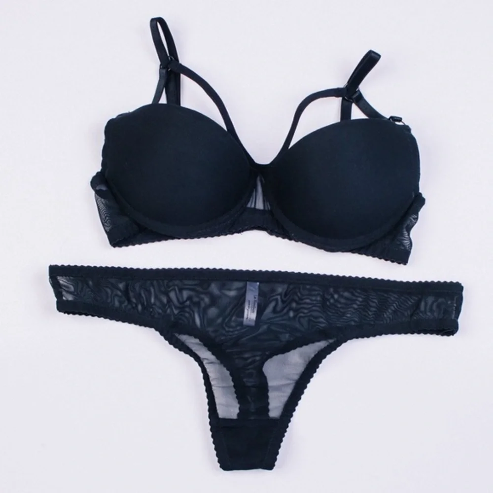 Lebonbon handmade black push-up bra - Picture 4 of 4